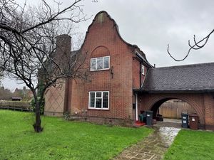 Photo 7- click for photo gallery